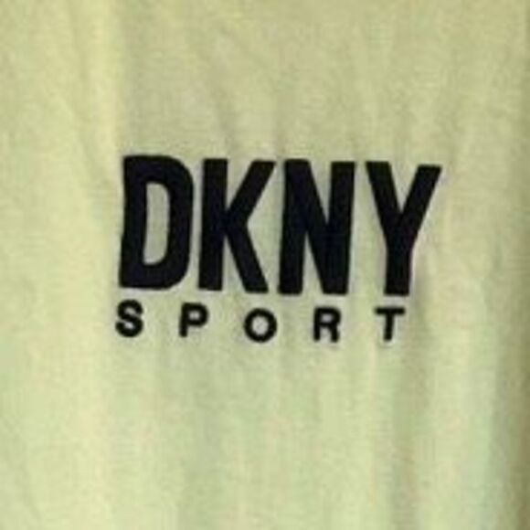 DKNY SPORT - L Sz L - Cotton Embroidered Logo Tee in Lemon Yellow. NWT! - Picture 4 of 14